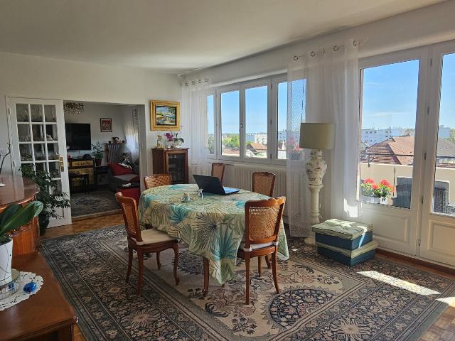 Appartement 6 pièces 147 m²