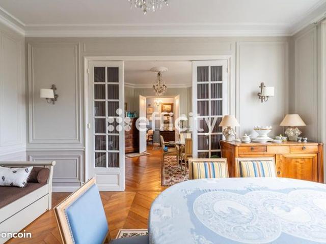 Appartement 6 pièces 147 m²