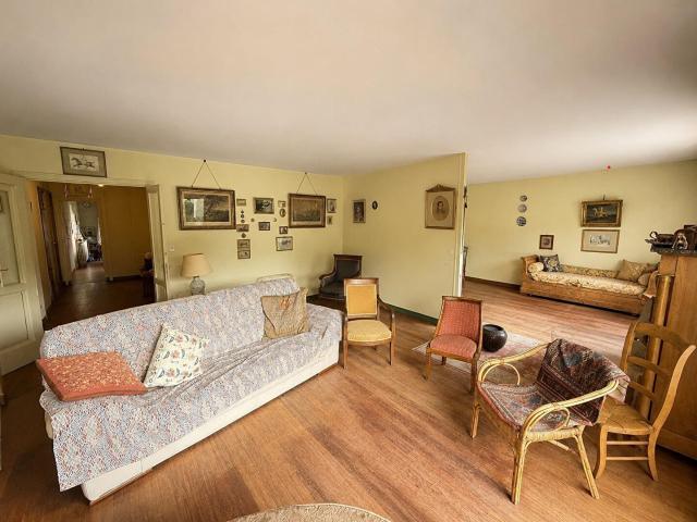 Appartement 6 pièces 147 m²