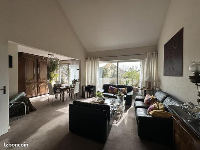 Appartement 6 pièces 147 m²