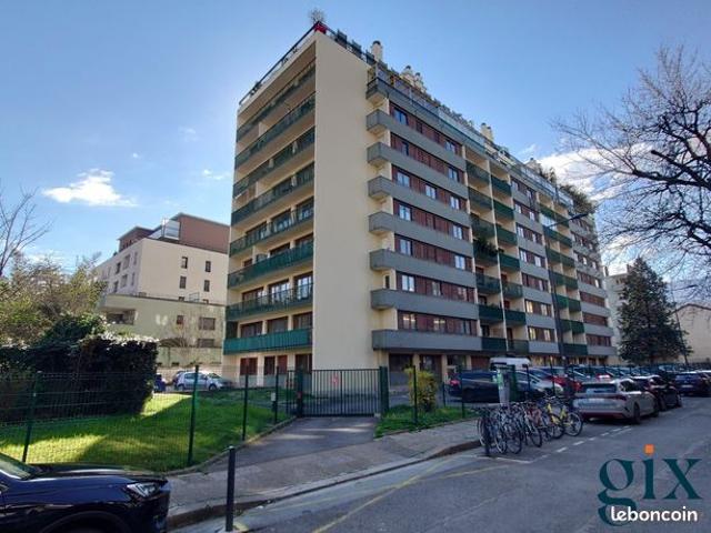 Appartement 6 pièces 147 m²