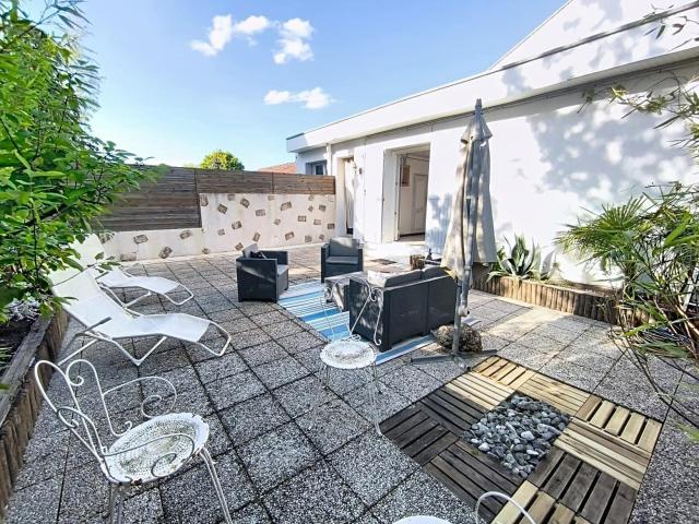 Appartement 6 pièces 147 m²