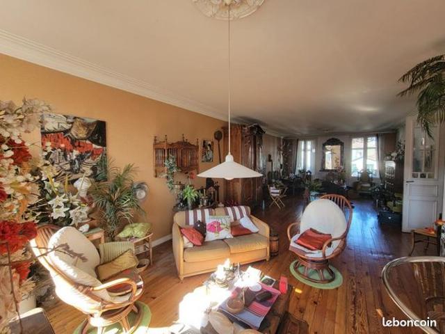 Appartement 7 pièces 147 m²