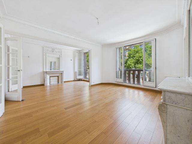 Appartement 6 pièces 147 m²