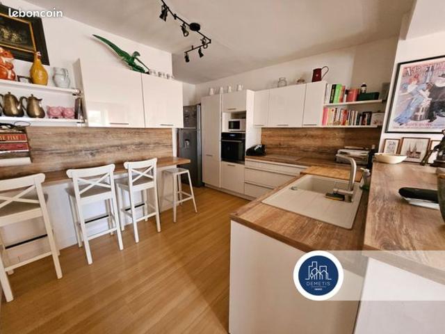 Appartement 6 pièces 148 m²