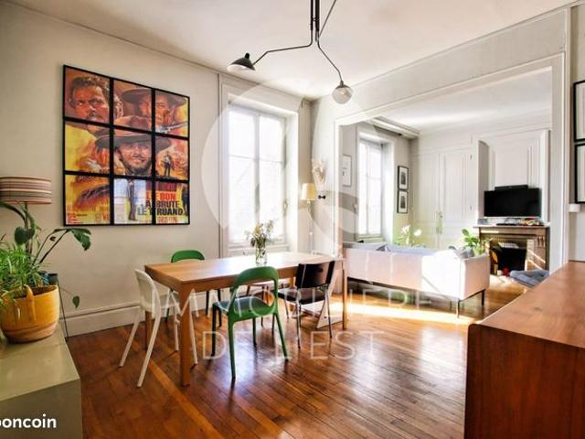 Appartement 6 pièces 148 m²