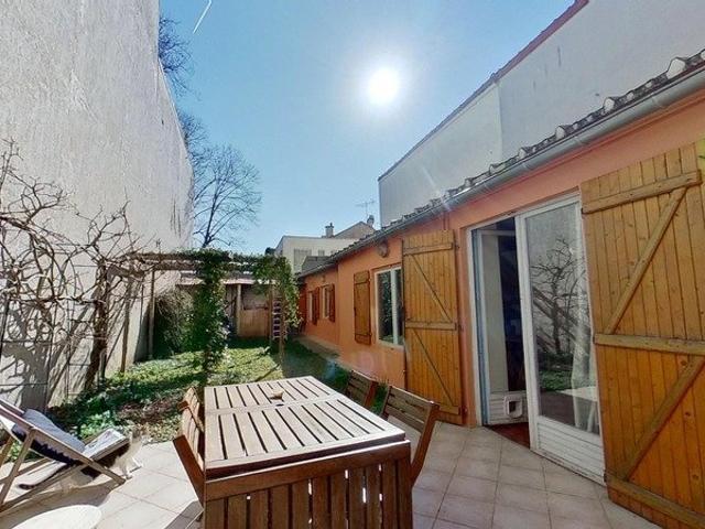 Appartement 6 pièces 149 m²