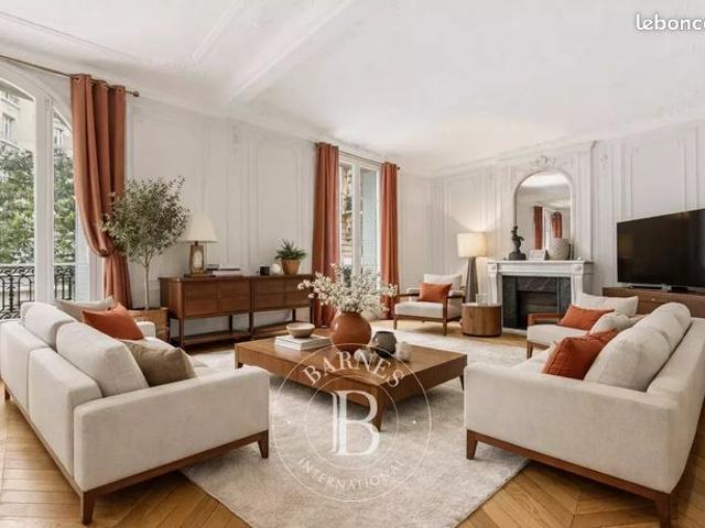 Appartement 6 pièces 149 m²