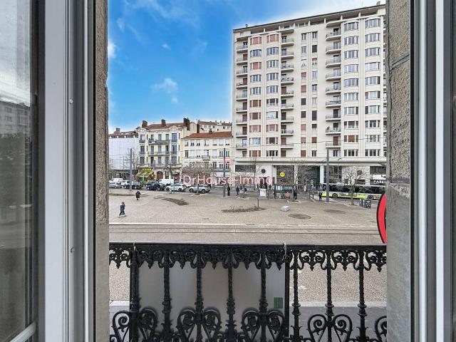 Appartement 6 pièces 149 m²
