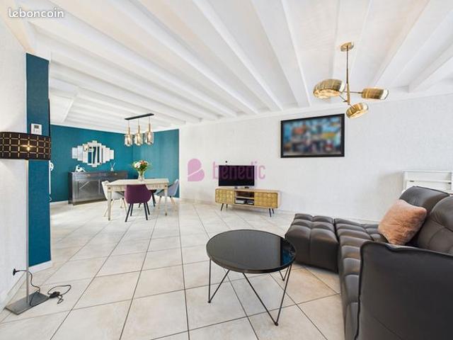 Appartement 6 pièces 149 m²