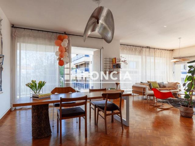 Appartement 6 pièces 150 m²