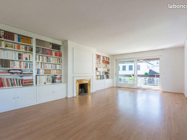 Appartement 6 pièces 150 m²