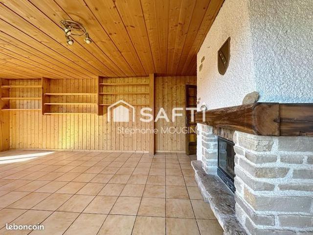 Loft 6 pièces 150 m²