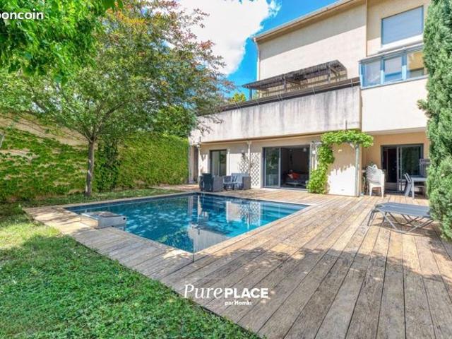 Appartement 6 pièces 150 m²