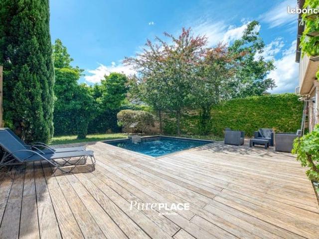 Appartement 6 pièces 150 m²