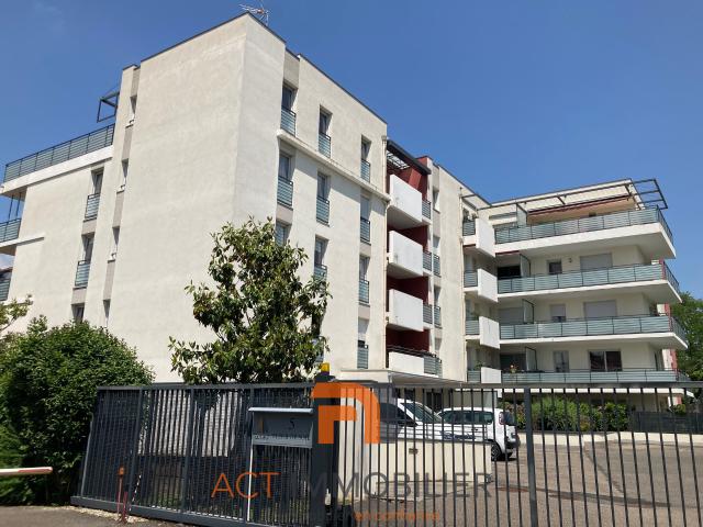 Appartement 6 pièces 150 m²