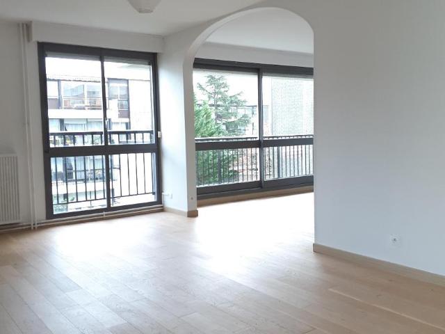 Appartement 6 pièces 150 m²