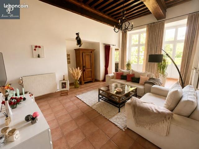 Appartement 6 pièces 150 m²