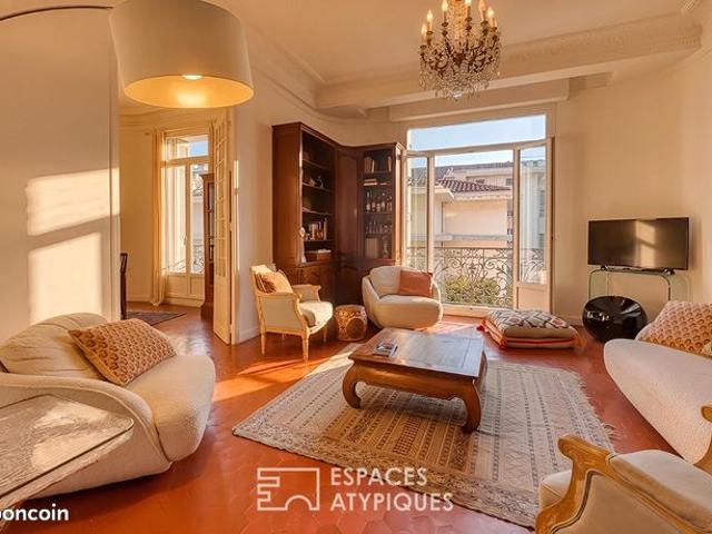 Appartement 6 pièces 151 m²