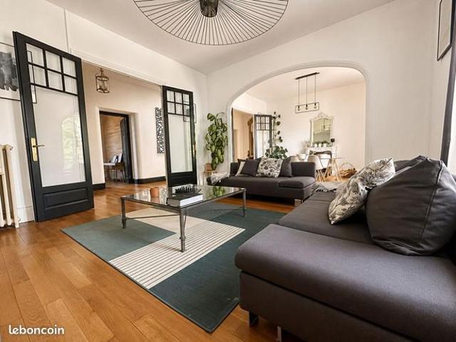 Appartement 6 pièces 152 m²