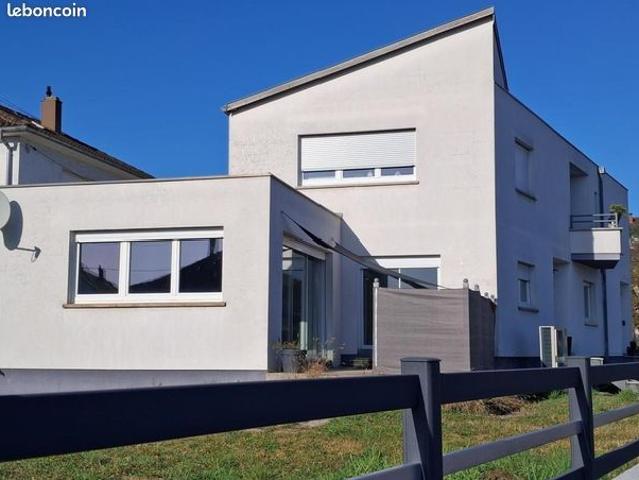 Appartement 6 pièces 153 m²