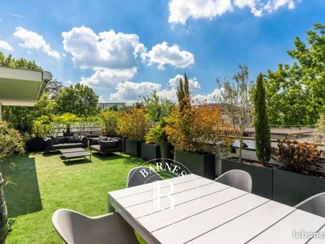 Appartement 6 pièces 153 m²