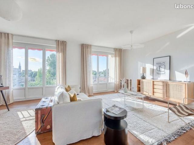Appartement 6 pièces 153 m²