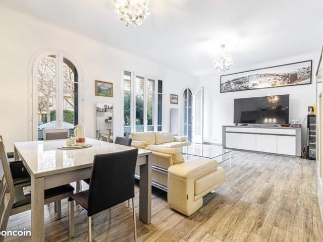 Appartement 6 pièces 155 m²