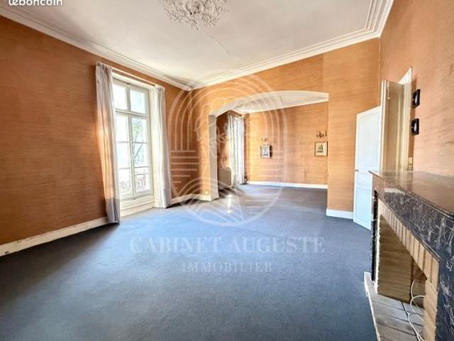 Appartement 6 pièces 155 m²