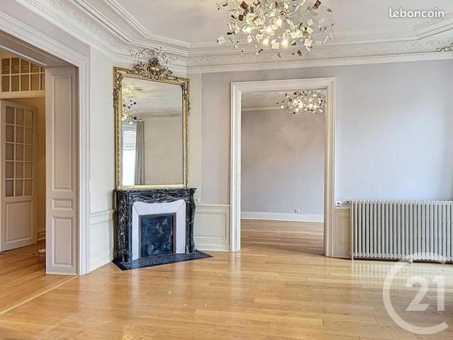Appartement 6 pièces 155 m²