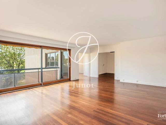 Appartement 6 pièces 155 m²
