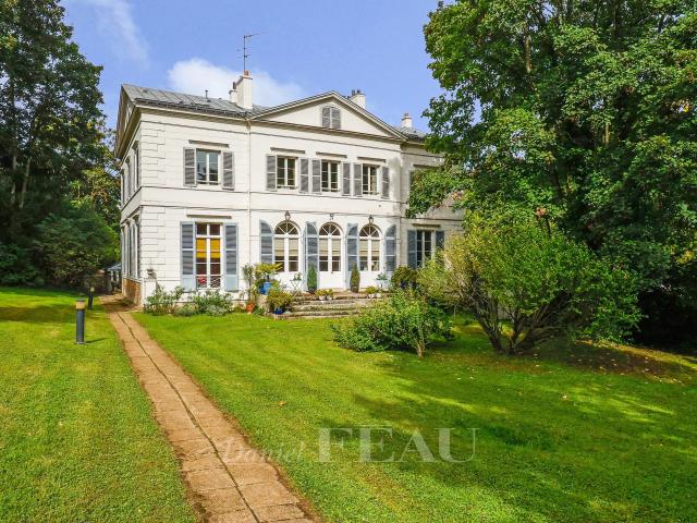 Appartement 6 pièces 156 m²