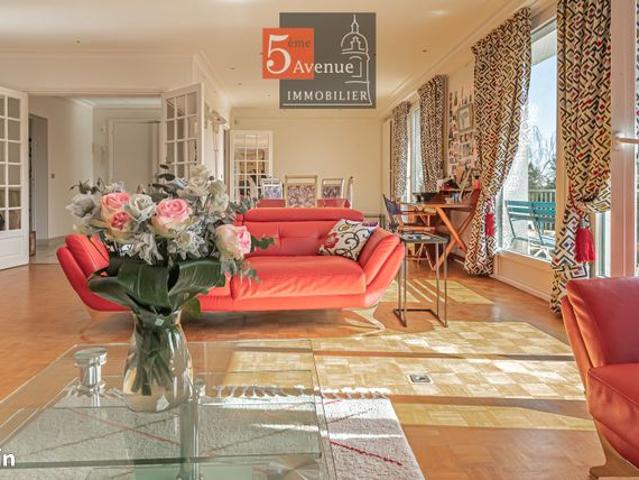 Appartement 6 pièces 156 m²