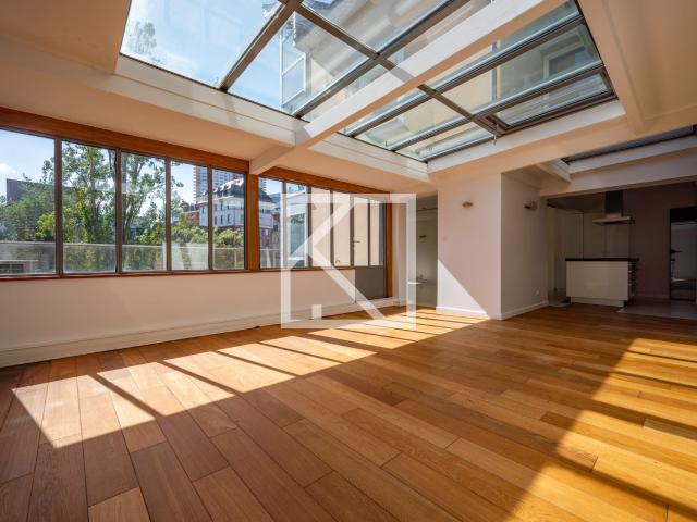 Appartement 6 pièces 156 m²