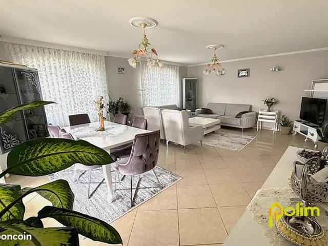 Appartement 6 pièces 156 m²