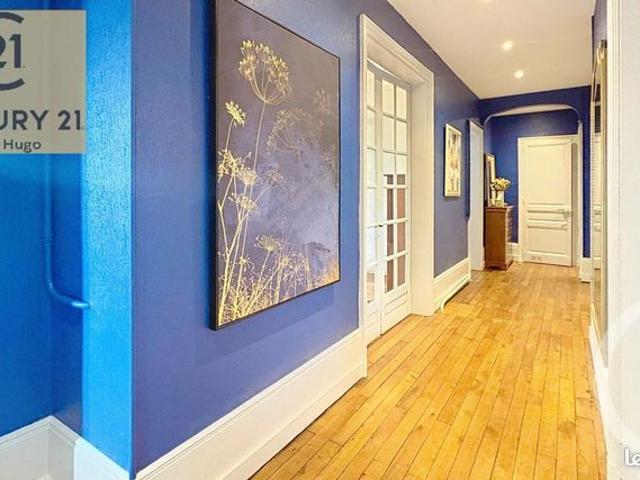 Appartement 6 pièces 156 m²