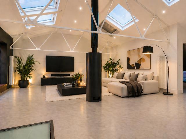 Appartement 6 pièces 157 m²