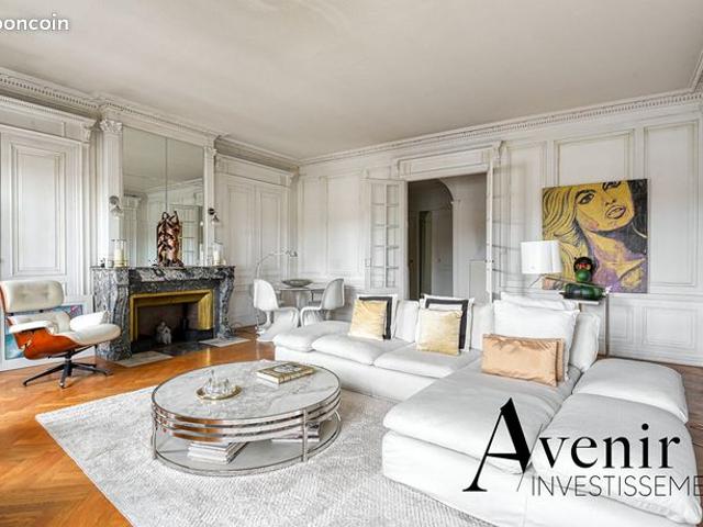 Appartement 6 pièces 157 m²