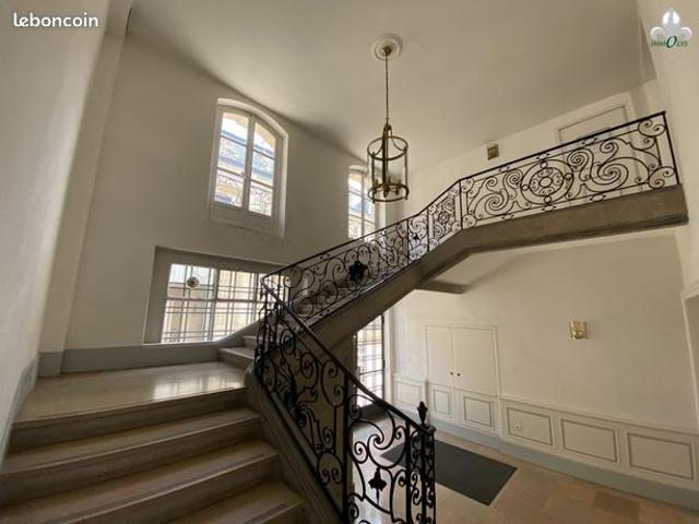 Appartement 6 pièces 159 m²