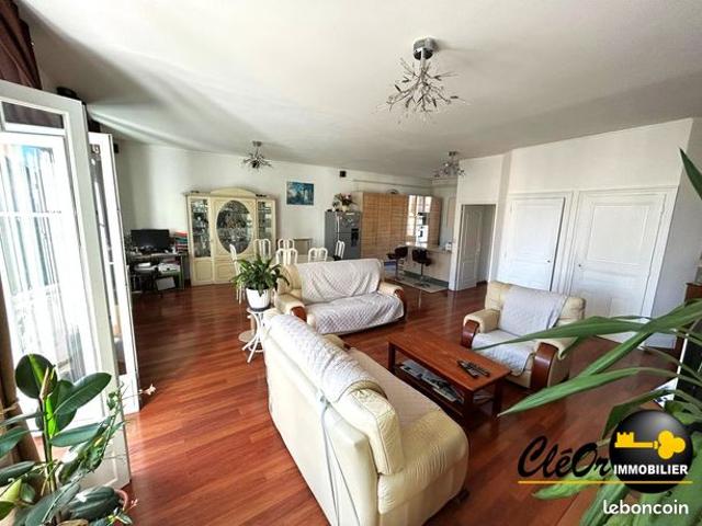 Appartement 6 pièces 159 m²