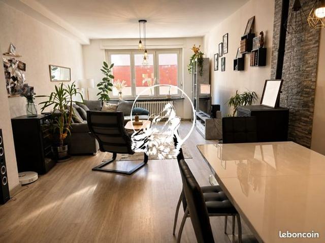 Appartement 6 pièces 159 m²