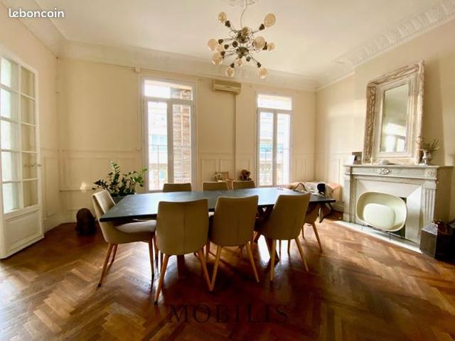Appartement 6 pièces 160 m²