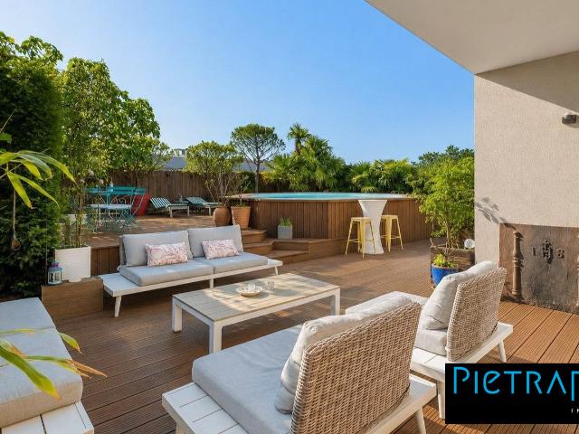 Appartement 6 pièces 160 m²