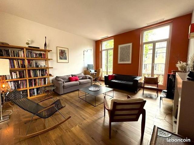 Appartement 6 pièces 161 m²