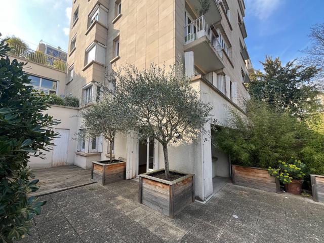 Appartement 6 pièces 161 m²