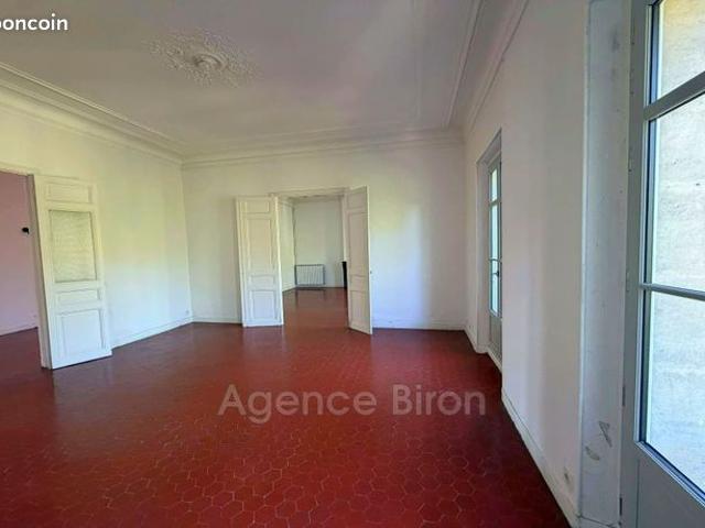 Appartement 6 pièces 161 m²