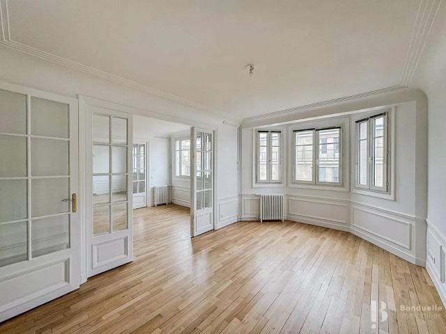 Appartement 6 pièces 162 m²