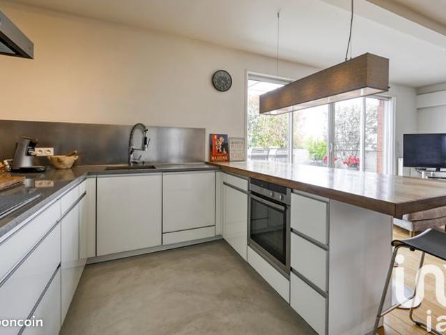 Appartement 6 pièces 162 m²