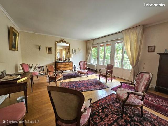 Appartement 6 pièces 166 m²