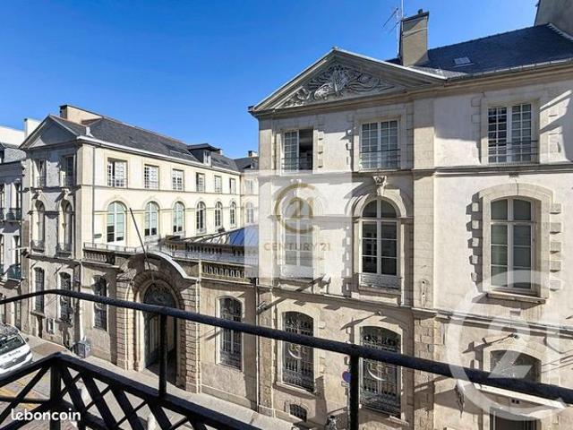 Appartement 6 pièces 166 m²